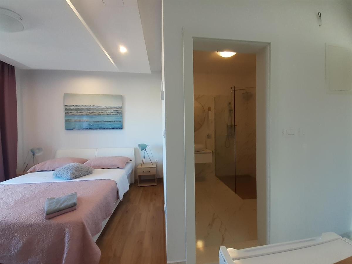 חוואר Barko Apartment And Rooms מראה חיצוני תמונה